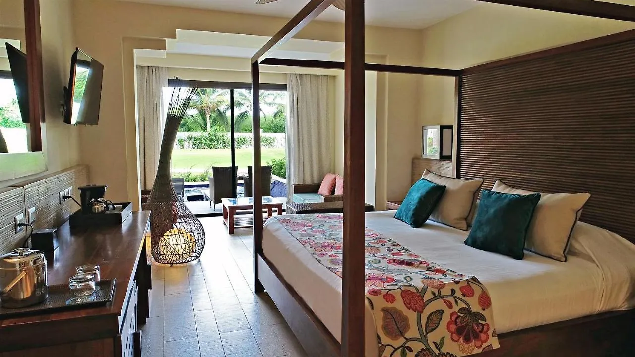 Catalonia Royal Bavaro (Adults Only) Punta Cana Resort