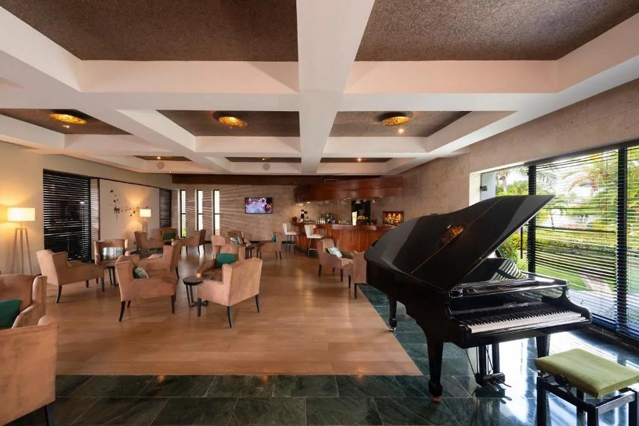 מלון פונטה קאנה Catalonia Royal Bavaro (Adults Only) 5*,